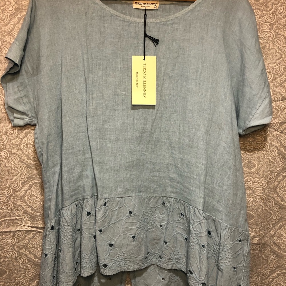 Women's Blue Top